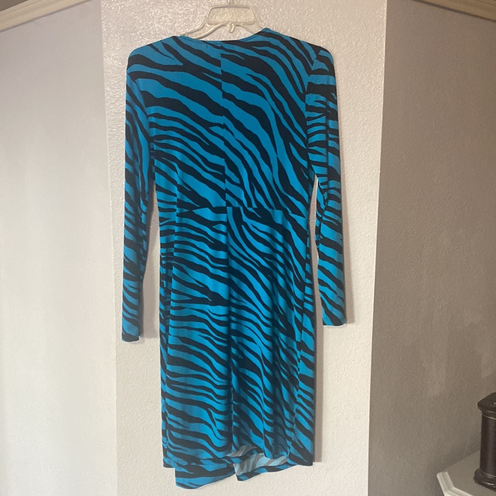 Size large - Picture 2 of 2